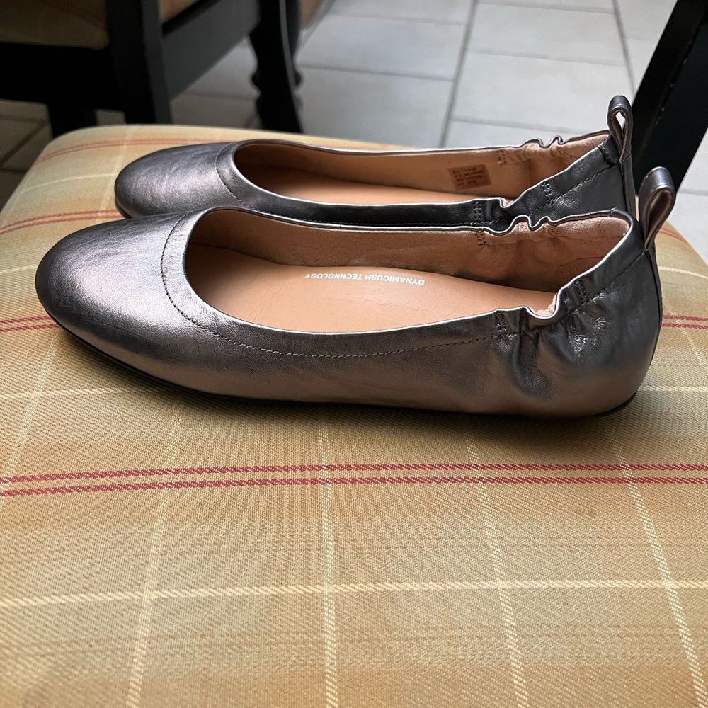 Cute flats. Pewter color. New, never worn.